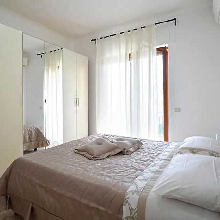 Milou'S House Apartment Сант'Агнело Екстериор снимка