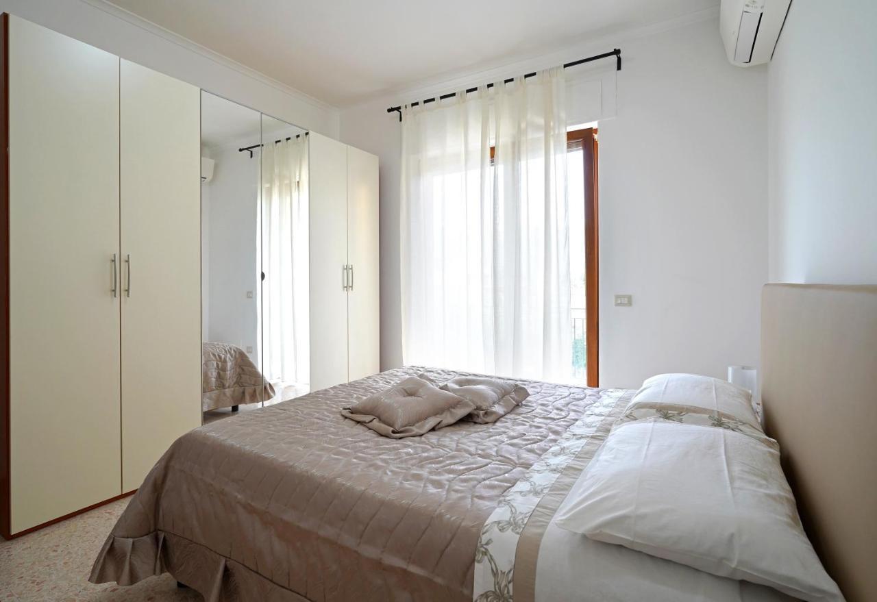 Milou'S House Apartment Сант'Агнело Екстериор снимка